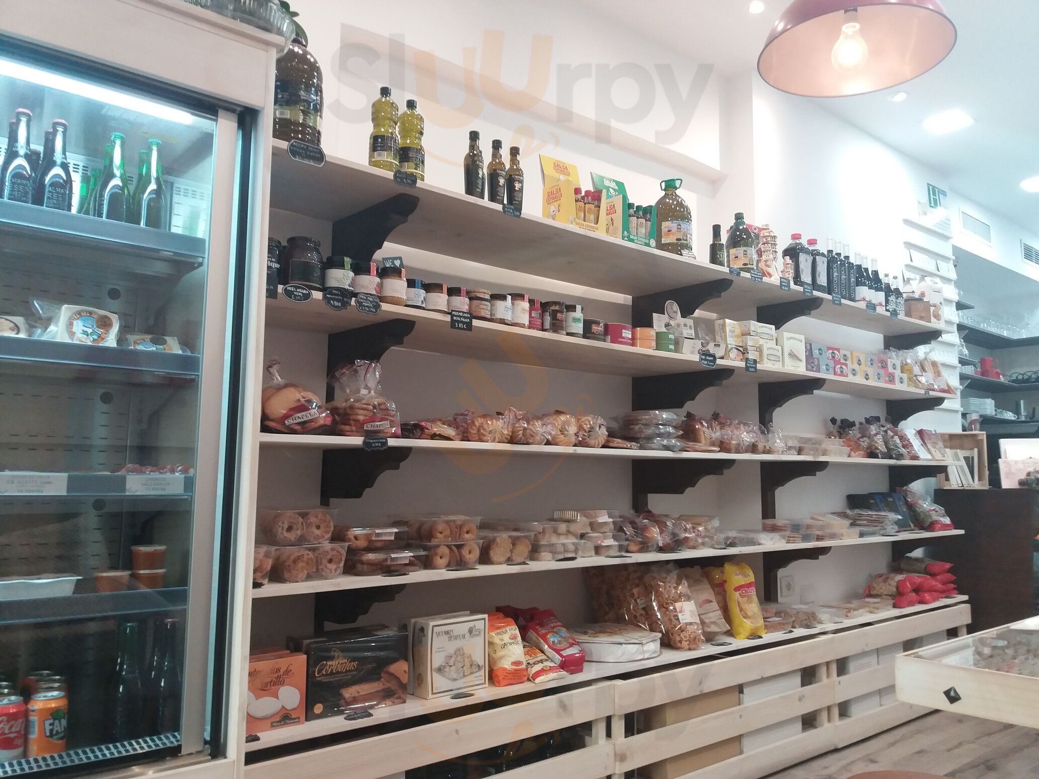 Chapela Tienda&café