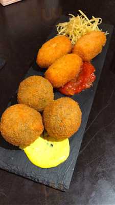 Bar Cervecería Blanco Y Negro