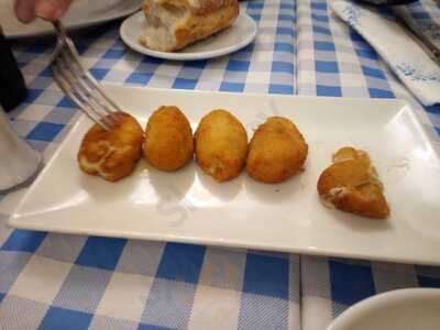 Restaurante La Piragua