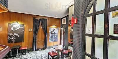 Memphis Cocktail Bar