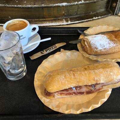 Cafe De La Estacion