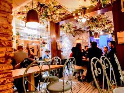 El Capirote De Granada