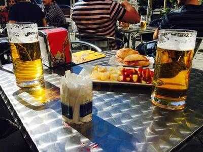 La Jamboteca Manuel Becerra