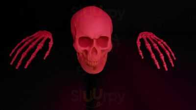 Aqui To' Madrid Lounge & Bar