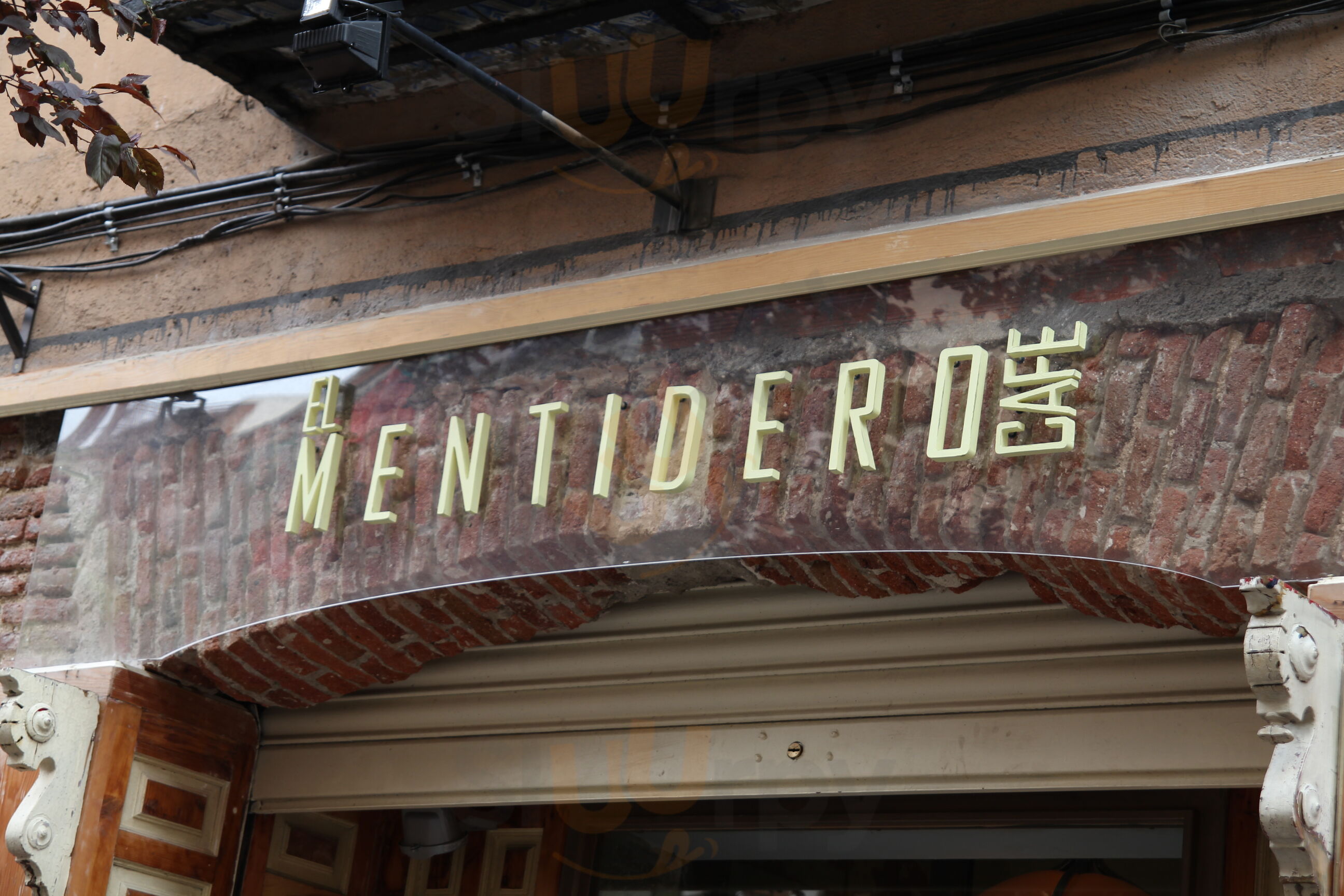 El Mentidero Café