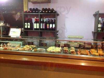 Luna Canalla Vinos - Pintxos & Cañas