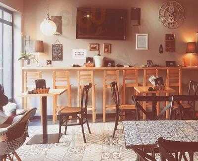 Cafe Del Teatro - Photo 7