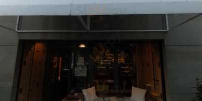 Ve-ga Bar  Juan Bravo