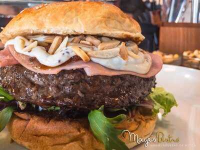 Maye's Bistró Hamburguesas De Autor