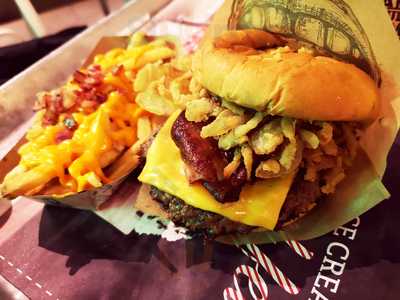 Tgb The Good Burguer Plenilunio