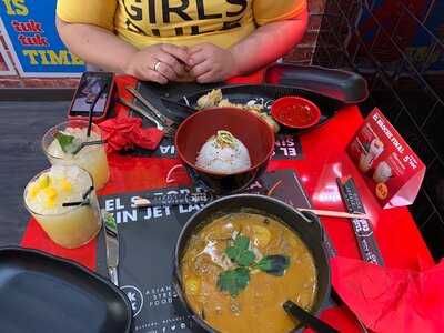 Tuk Tuk Asian Street Food Goya