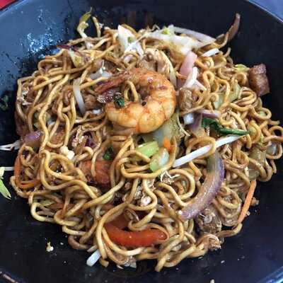 Tuk Tuk Asian Street Food Goya