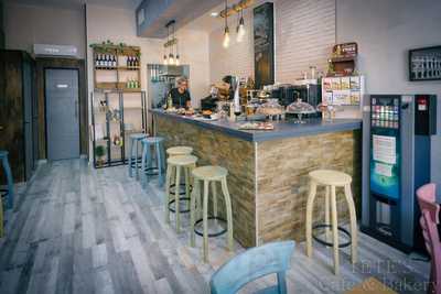 Tete's Cafe And Bakery