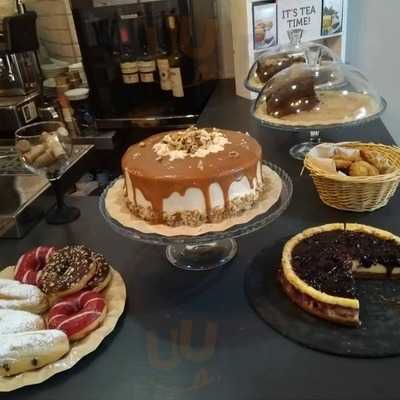 Tete's Cafe And Bakery