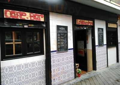 Bar Cafeteria, La Vida Es Hoy