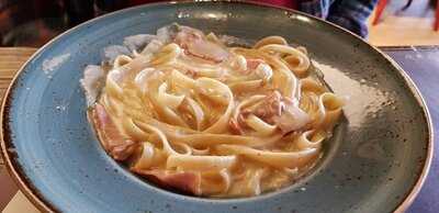 Mezzo Di Pasta C C Isla Azul