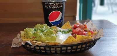 Tako Away Calle Toledo