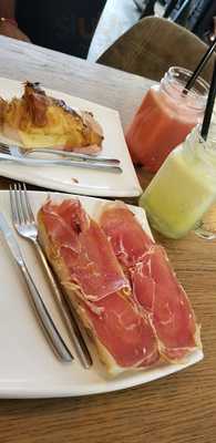 Toscana Café & Delicatessen