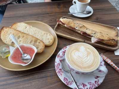 Toscana Café & Delicatessen