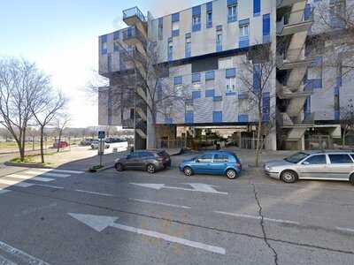 Black & White Coffee Shop