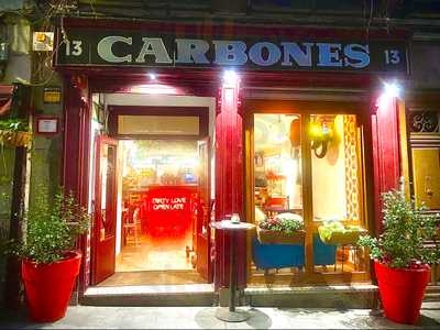 Carbones Cafe