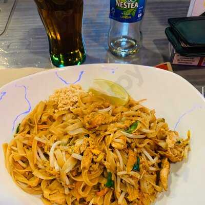 Padthaiwok - La Latina