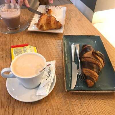 La Manon Boulangerie & Bistro