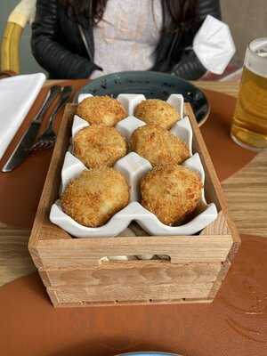 Restaurante La Lumbre