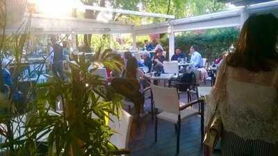 El Jardín Del Azoguejo