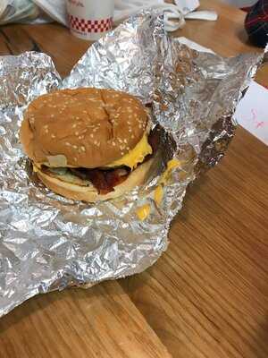 Five Guys Plaza Mayor