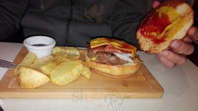 Mamá Teresa Hot Dog & Burger