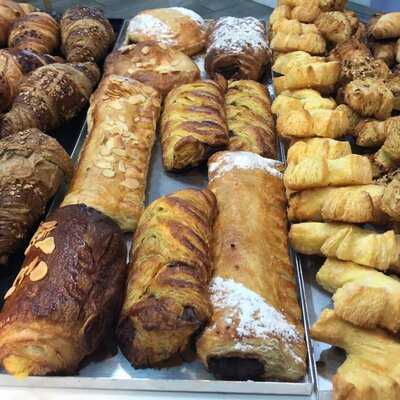 La Toscana Cafeteria Panaderías