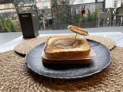 Restaurante Pan Y Huevo