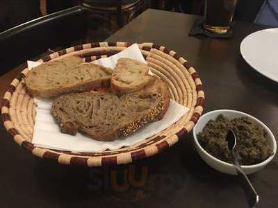 La Taverna Siciliana - Photo 8