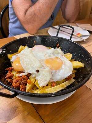 Sidreria Casa Lulo - Restaurante Asturiano