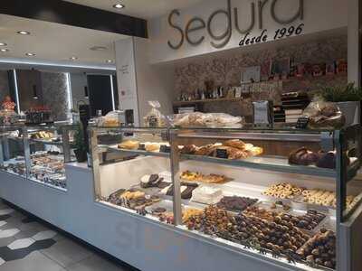 Pasteleria Horno De Pan Segura