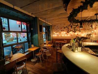 Cervecera-restaurante