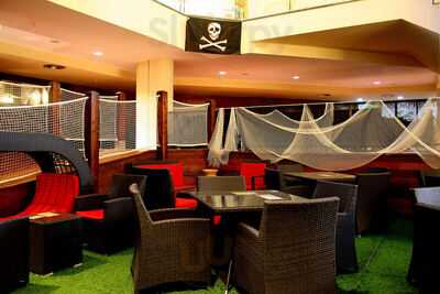 Puerto Pirata C.c.ermita Del Santo