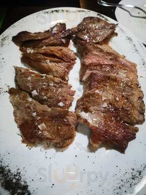 El Becerro Restaurant