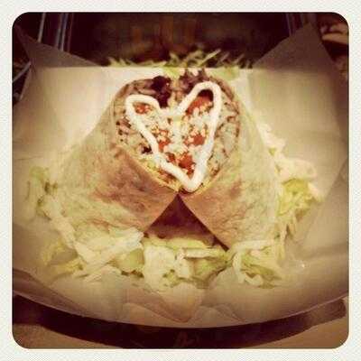 Fat Boy Tacos Y Burritos