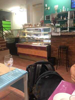 Fabiola Bar & Restaurant