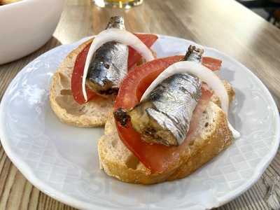 Bar Hnos. Guio El Museo De Las Patatas