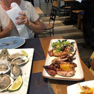 La Batea Fish Market