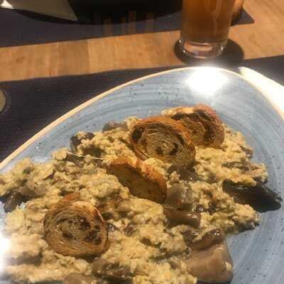 La Batea Fish Market