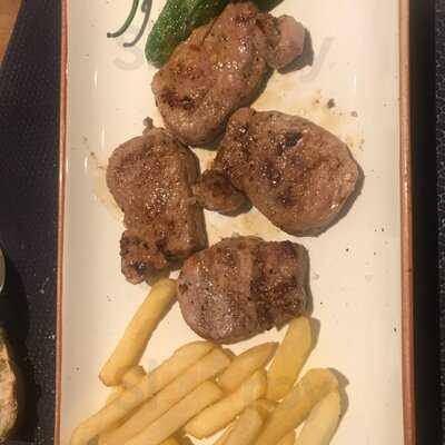 La Batea Fish Market