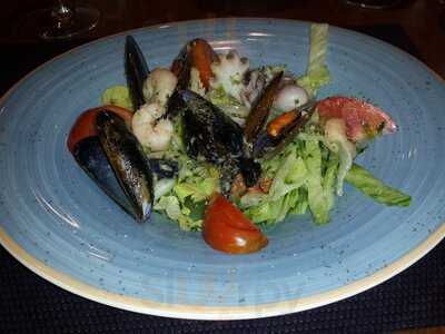 La Batea Fish Market