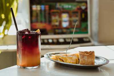 La Cervecera De Embajadores