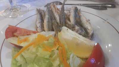 Cerveceria Cafeteria La Villa Restaurante