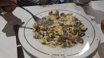 Cerveceria Cafeteria La Villa Restaurante