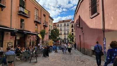 Taberna De Los Cien Vinos
